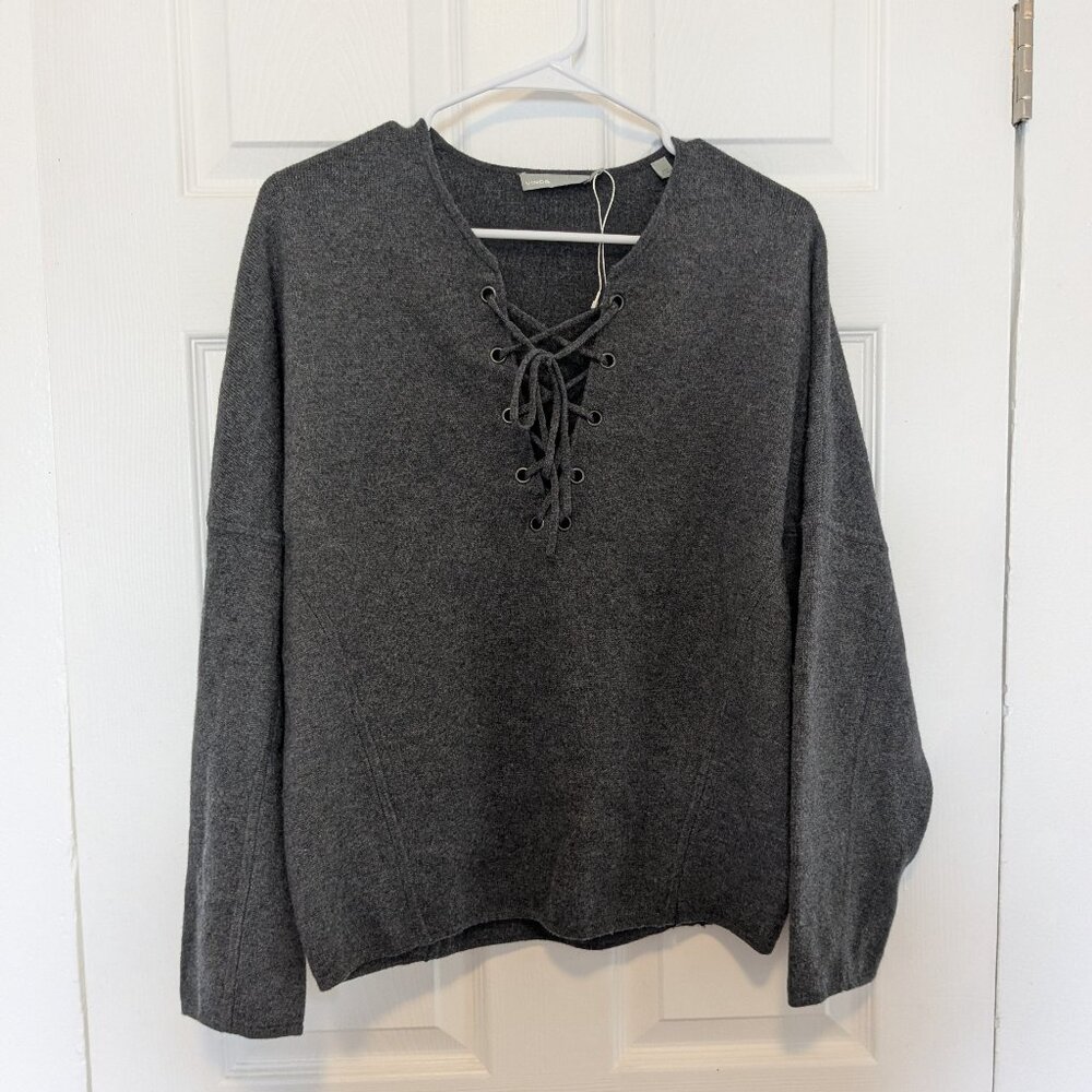 Vince Lace Up Merino Wool Cashmere Sweater Small Gray Grommet V-Neck Quiet Luxe